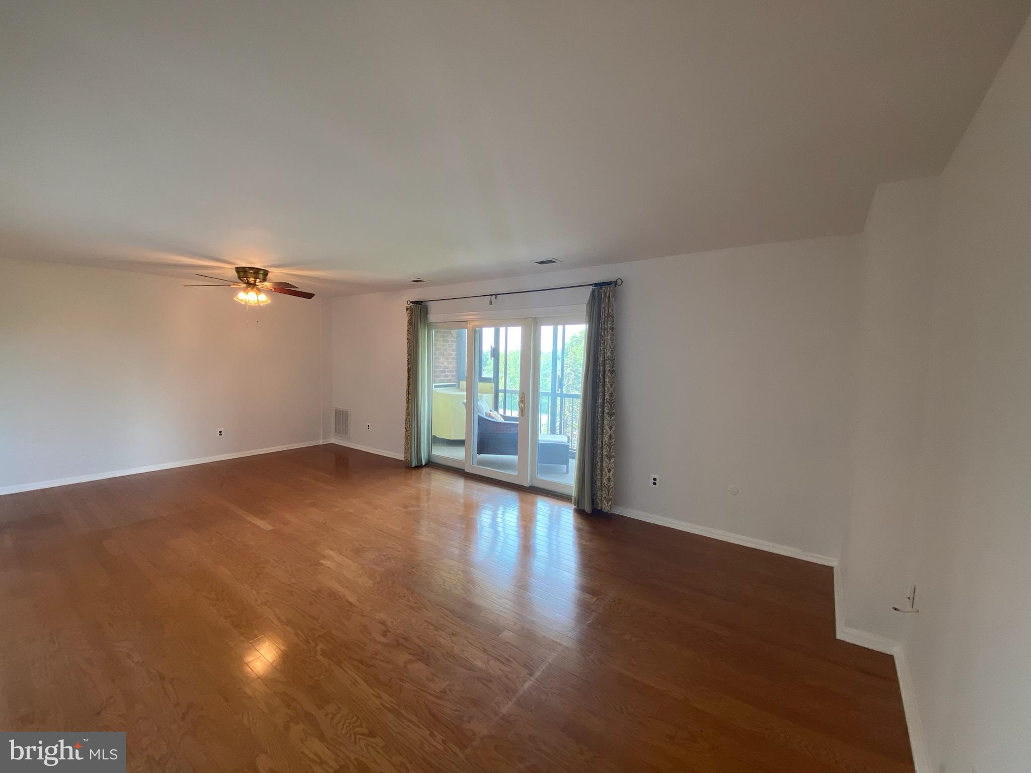 503 HADDONFIELD COMMONS 503