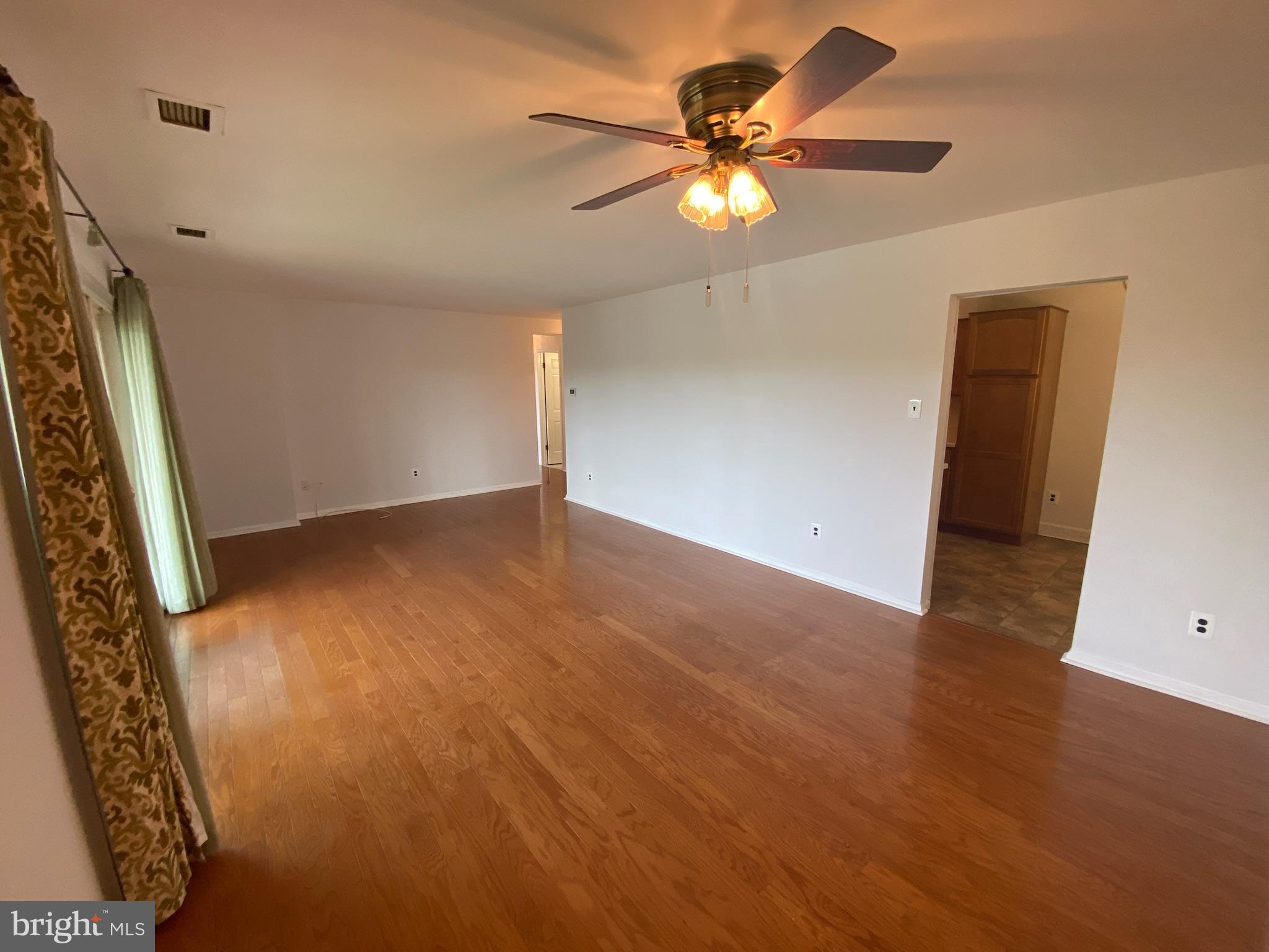 503 HADDONFIELD COMMONS 503