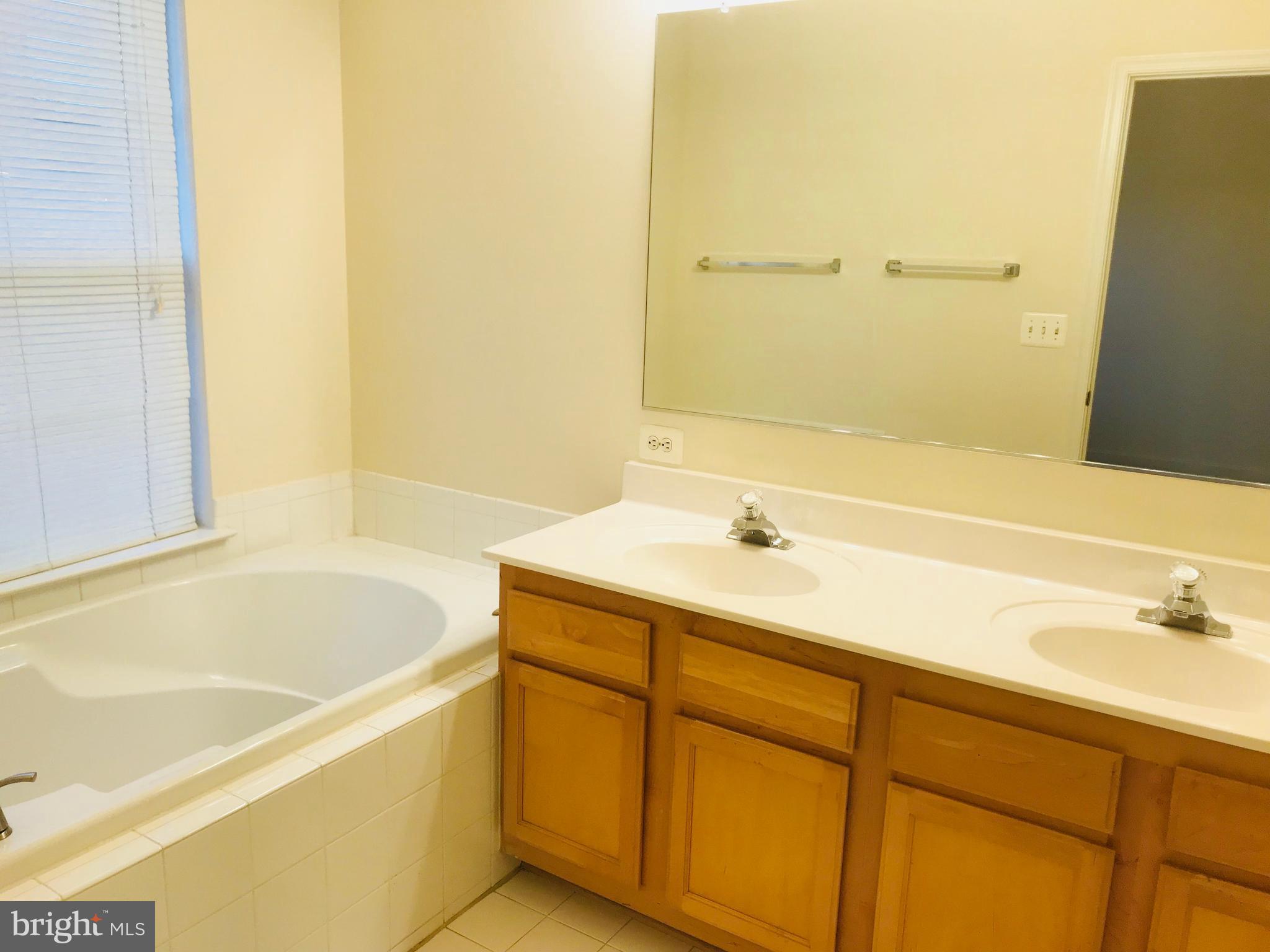 MARKHAMS GRANT - Residential Lease