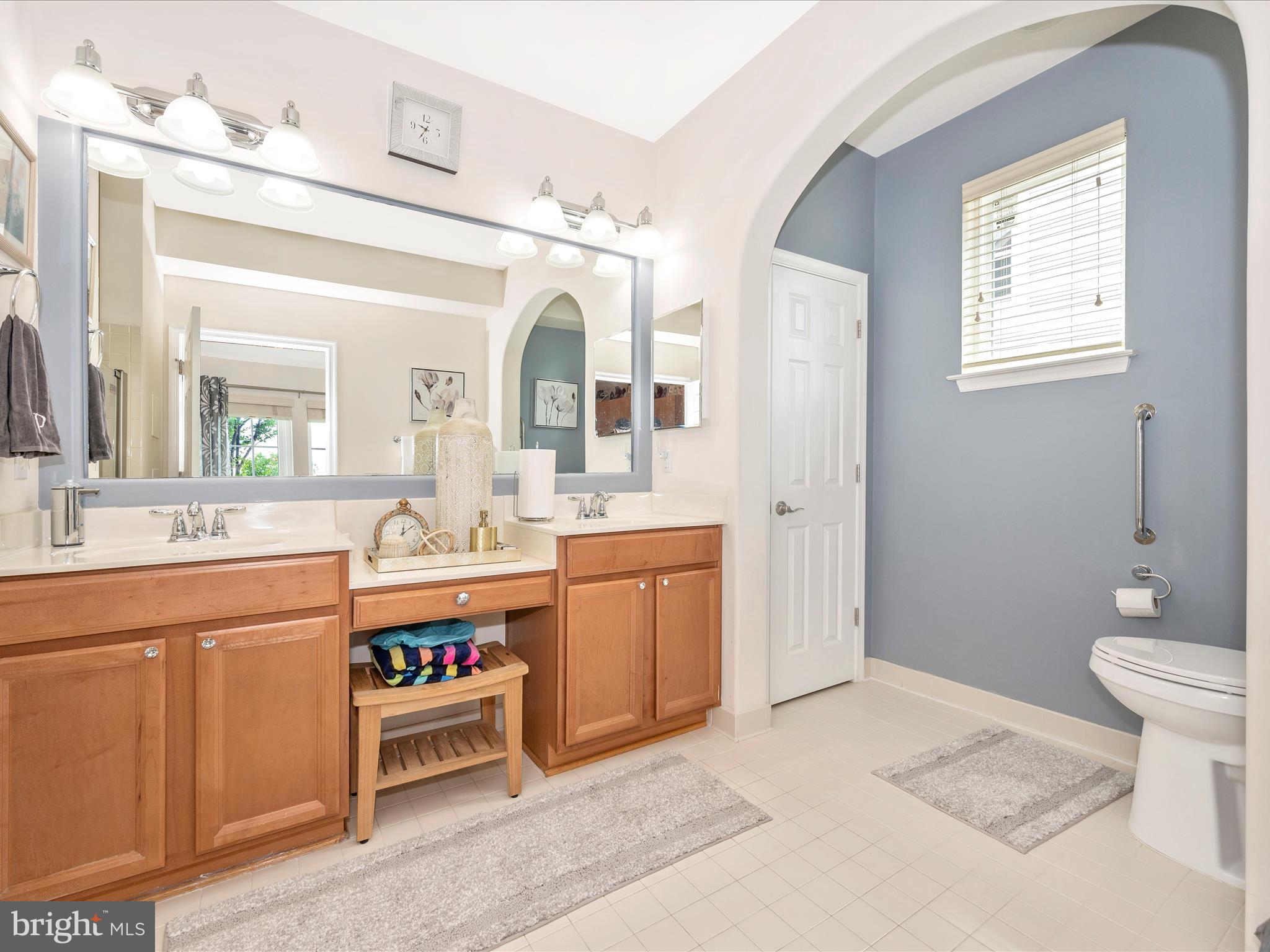 CENTRAL PARKE COLONIAL CHARLES - Residential