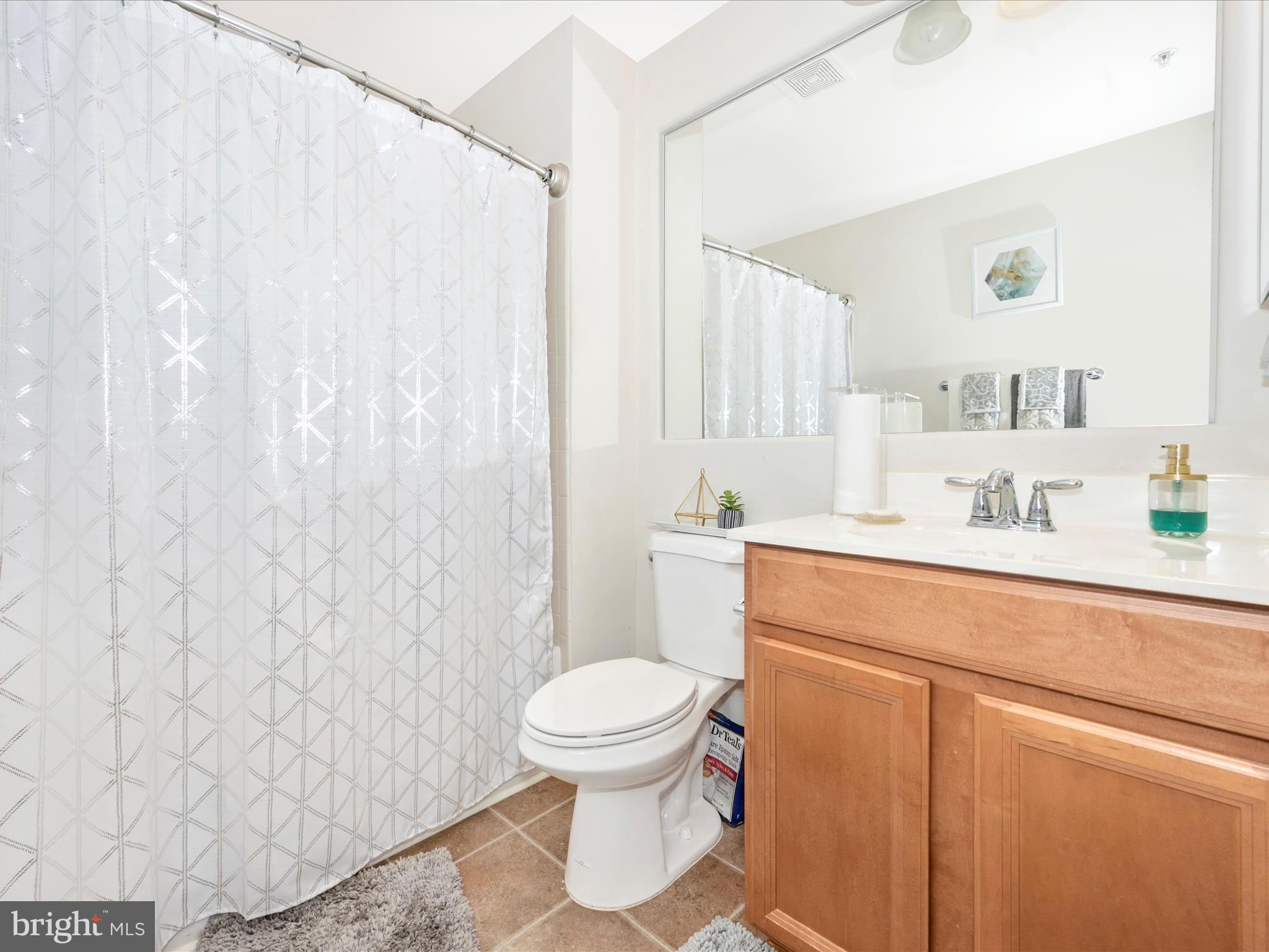 CENTRAL PARKE COLONIAL CHARLES - Residential