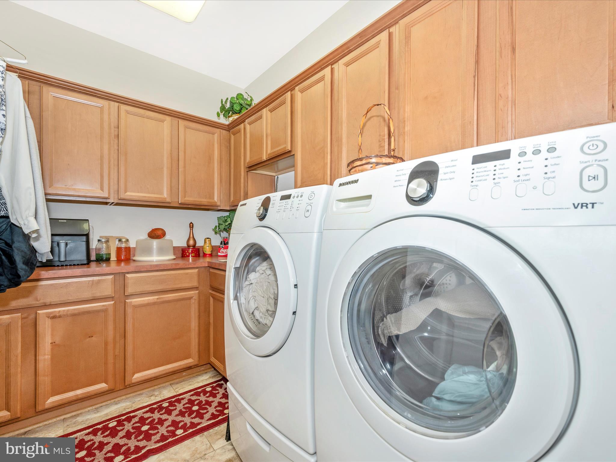 CENTRAL PARKE COLONIAL CHARLES - Residential