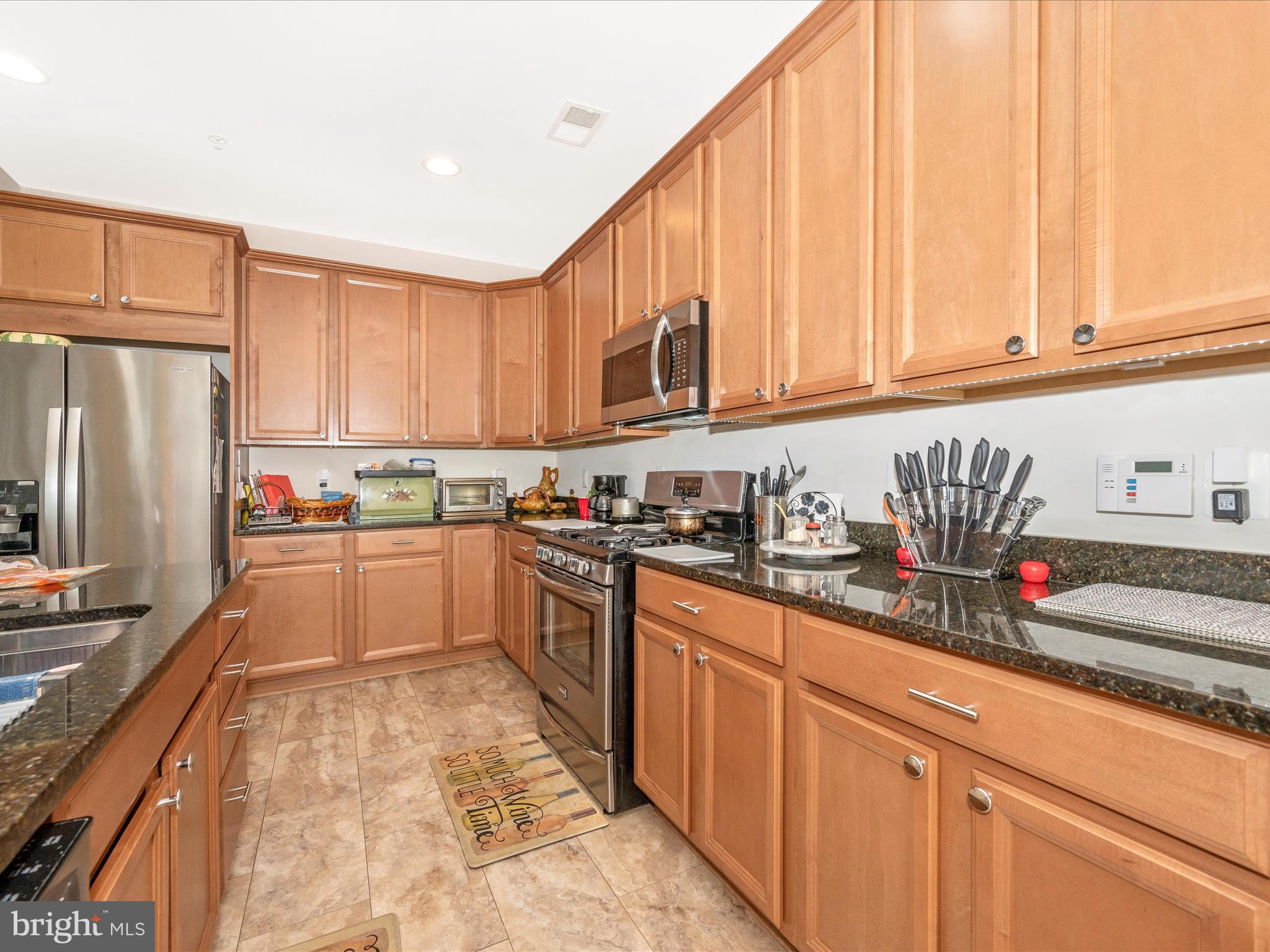 CENTRAL PARKE COLONIAL CHARLES - Residential