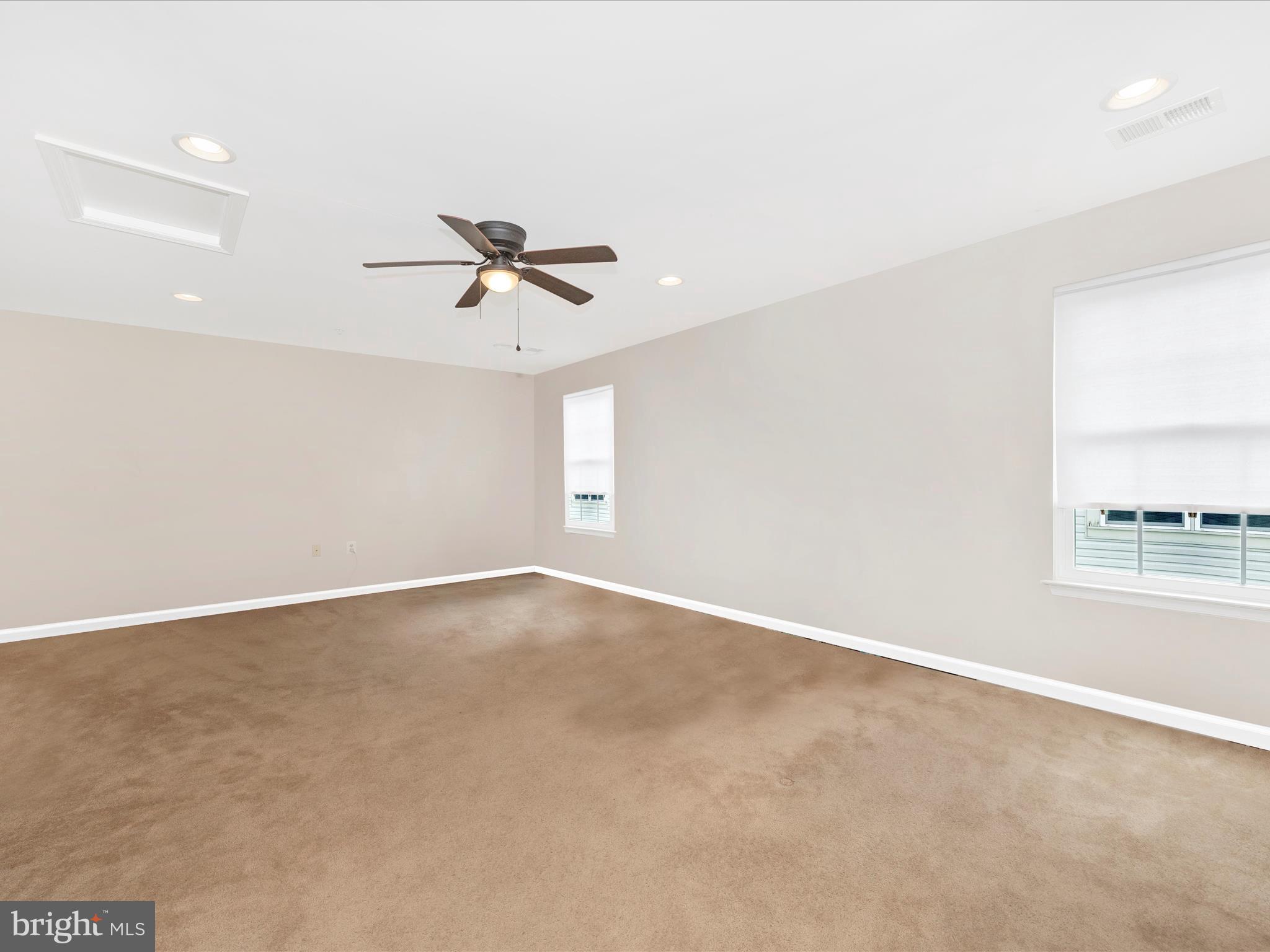 CENTRAL PARKE COLONIAL CHARLES - Residential