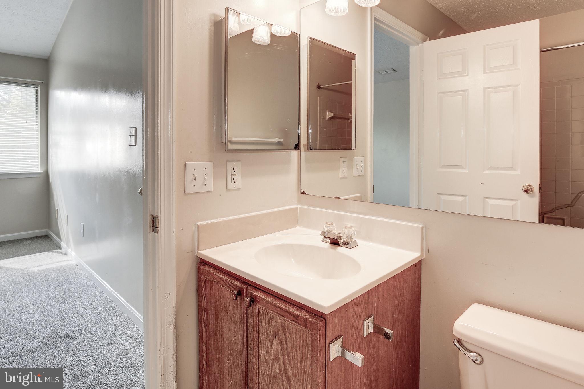 AVONDALE CONDOMINIUM - Residential