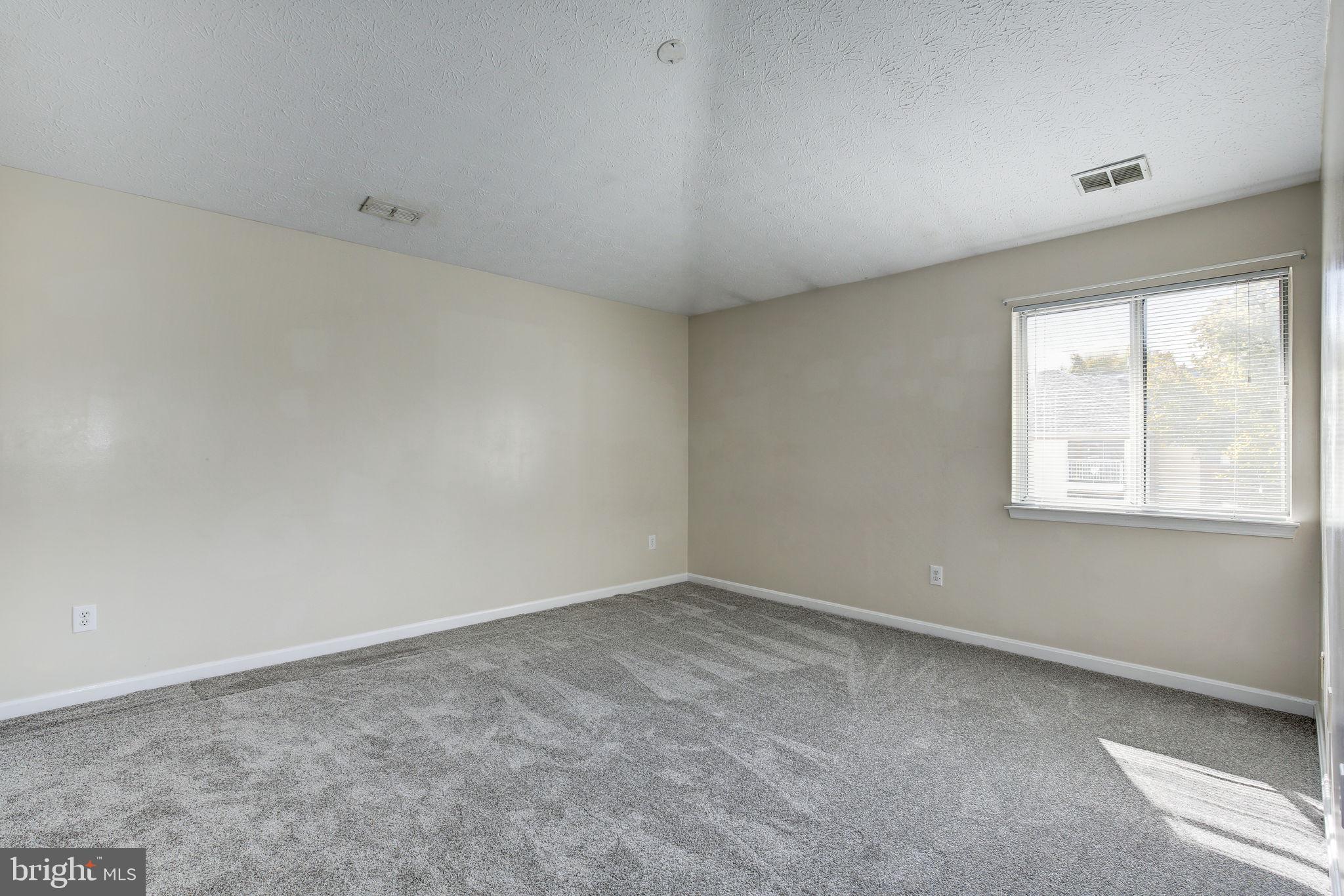 AVONDALE CONDOMINIUM - Residential