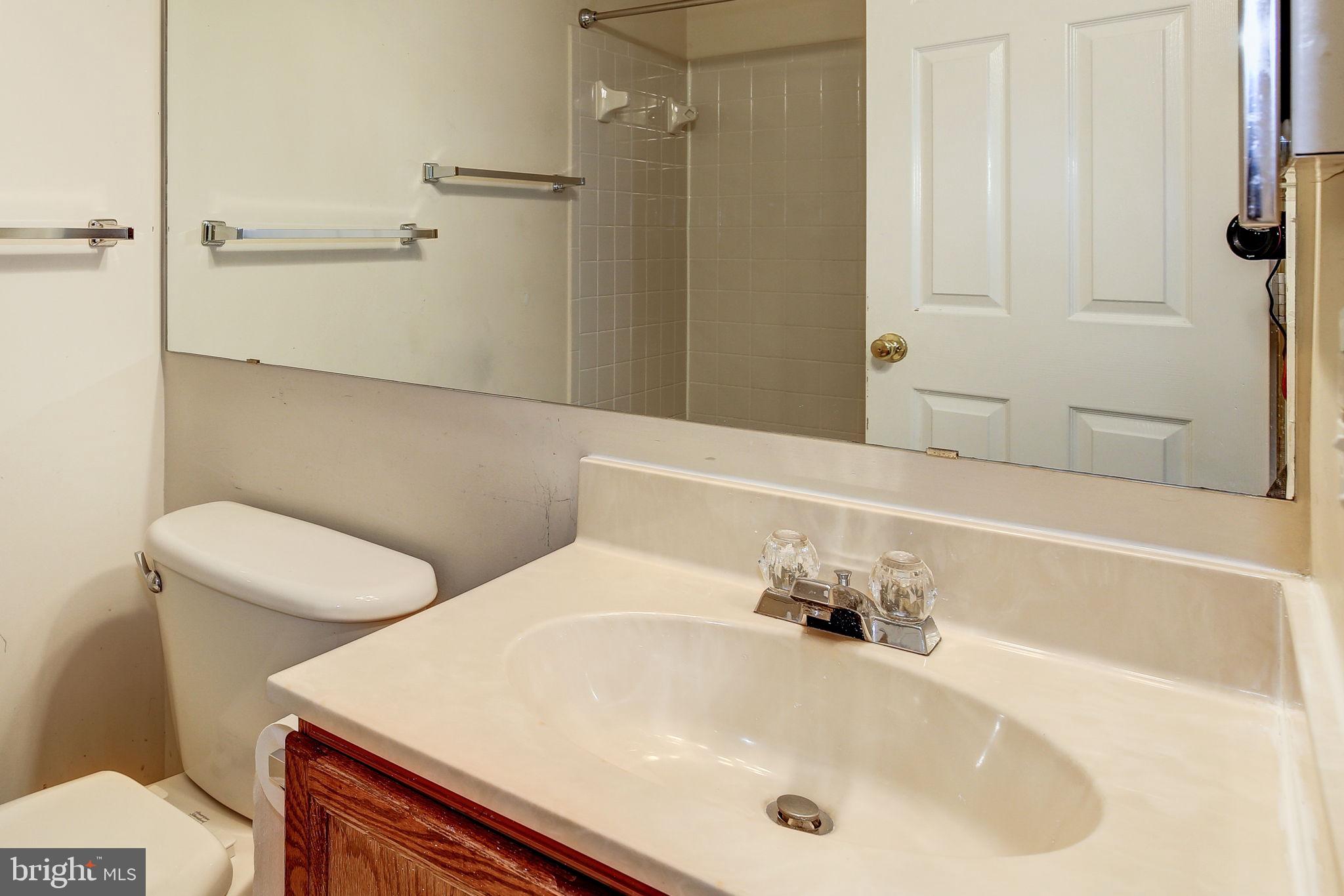 AVONDALE CONDOMINIUM - Residential