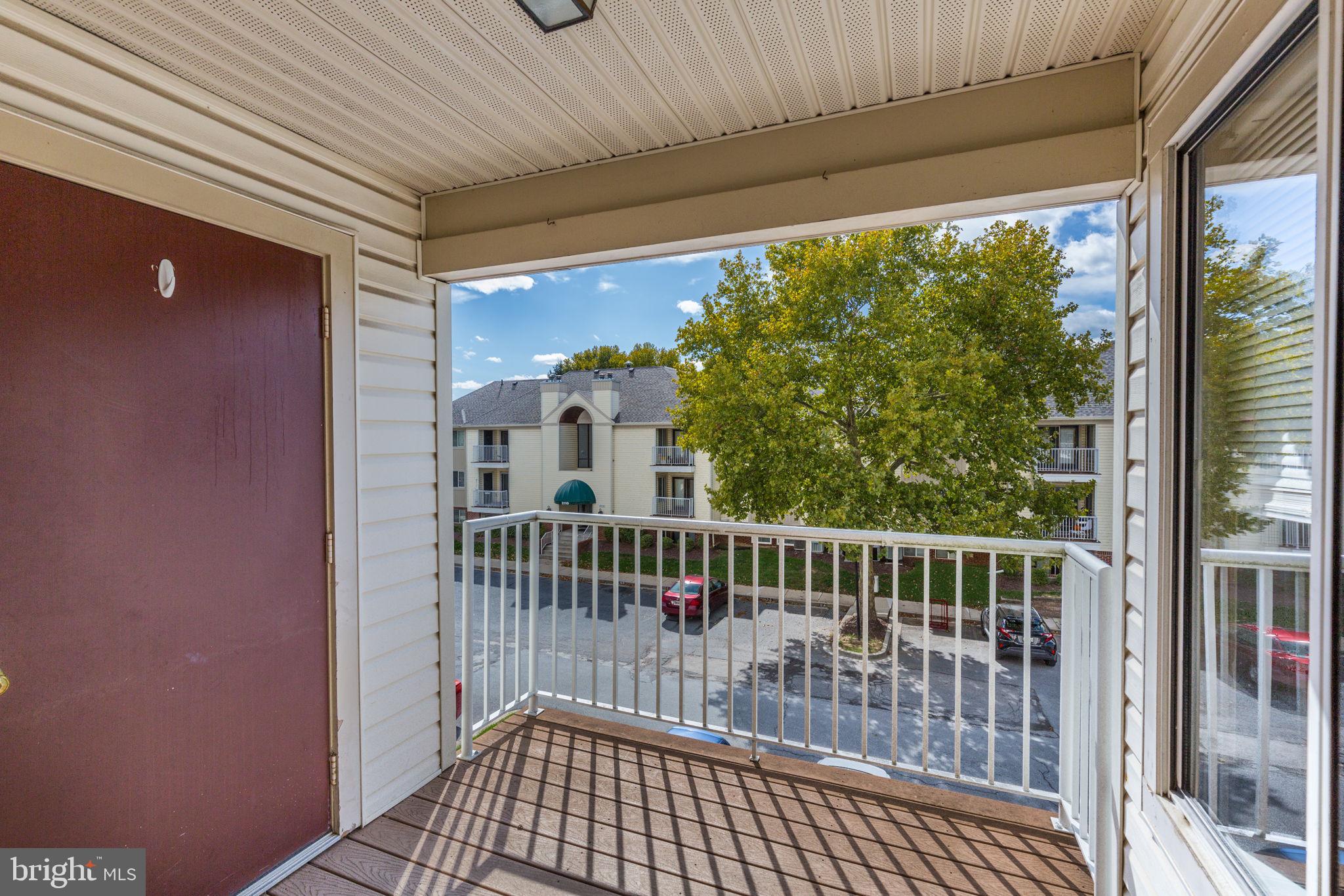 AVONDALE CONDOMINIUM - Residential