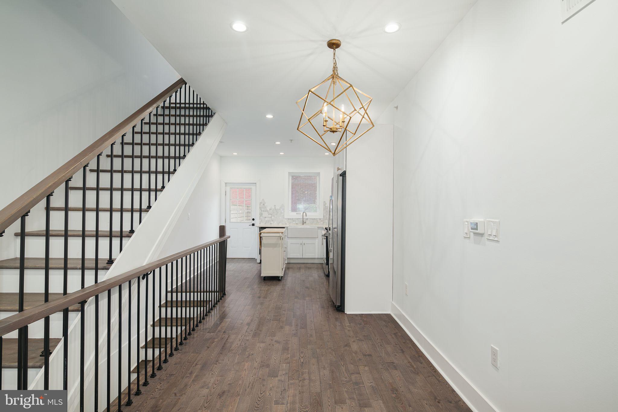 OLDE KENSINGTON - Residential