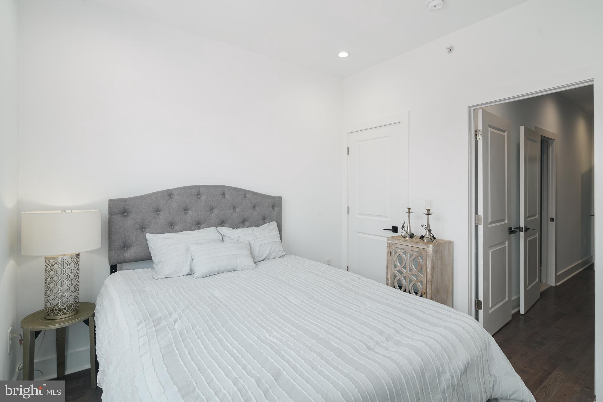 OLDE KENSINGTON - Residential