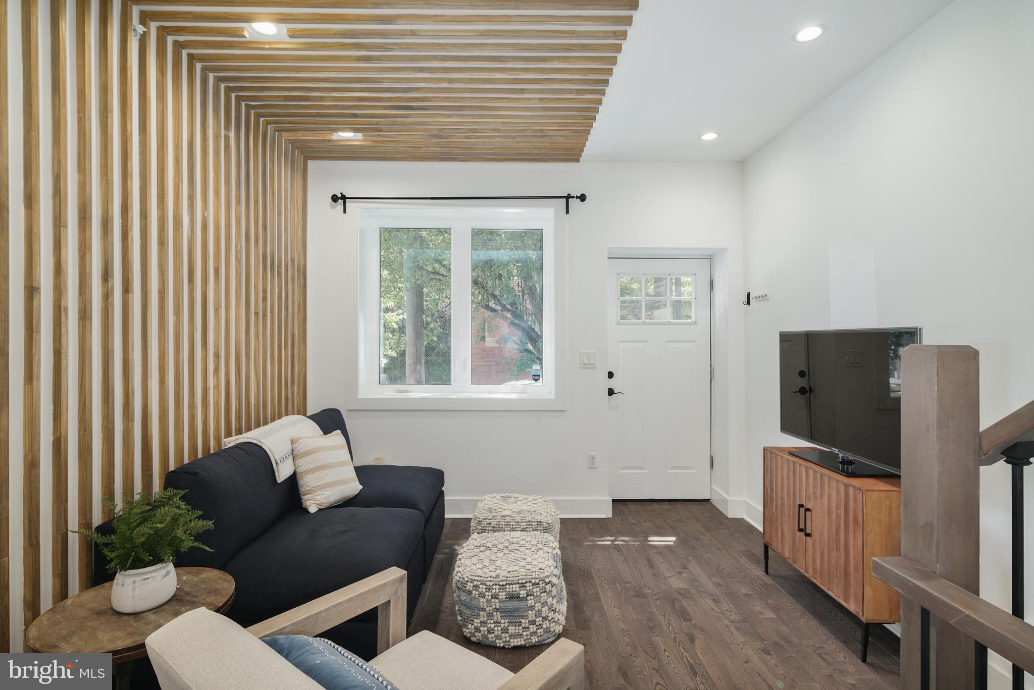 OLDE KENSINGTON - Residential