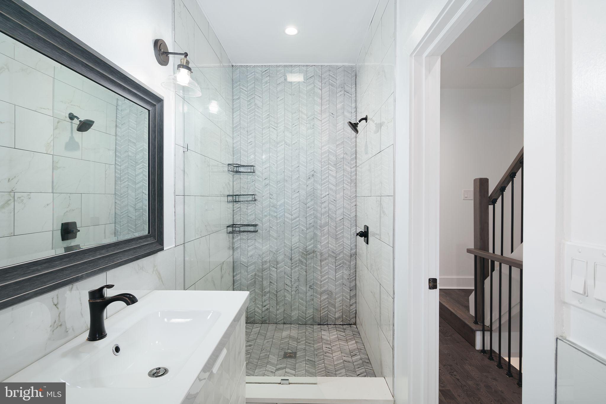 OLDE KENSINGTON - Residential