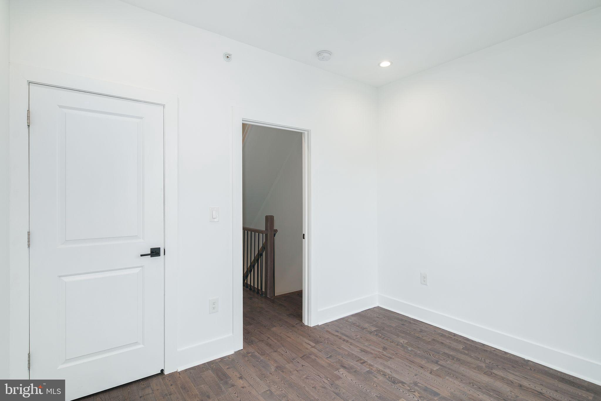 OLDE KENSINGTON - Residential