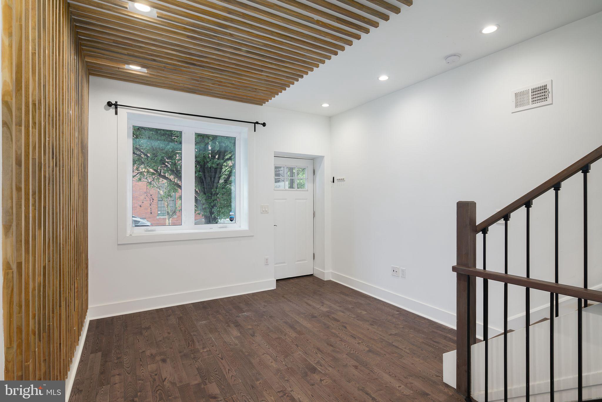 OLDE KENSINGTON - Residential