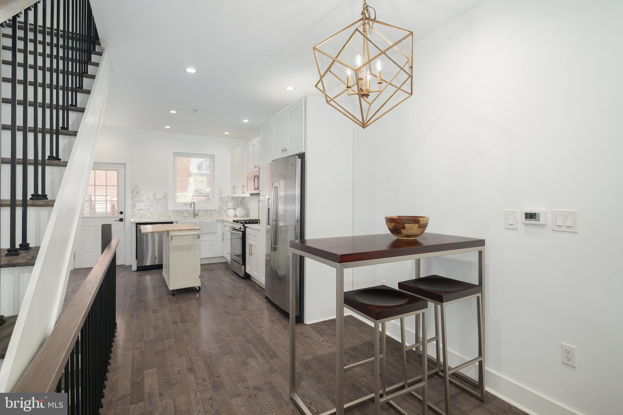 OLDE KENSINGTON - Residential