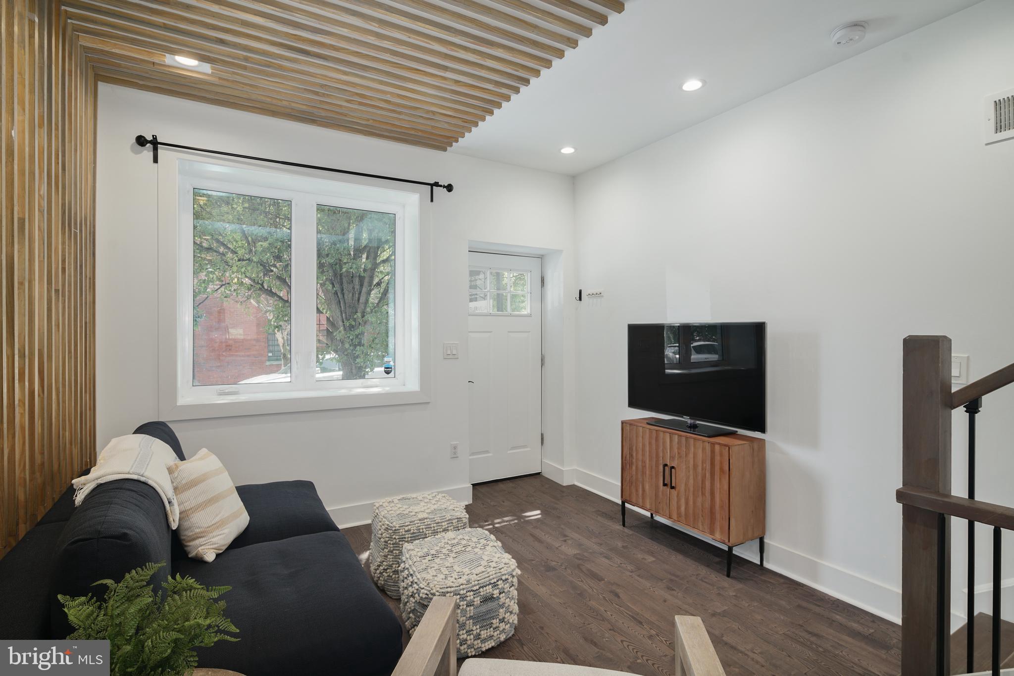 OLDE KENSINGTON - Residential