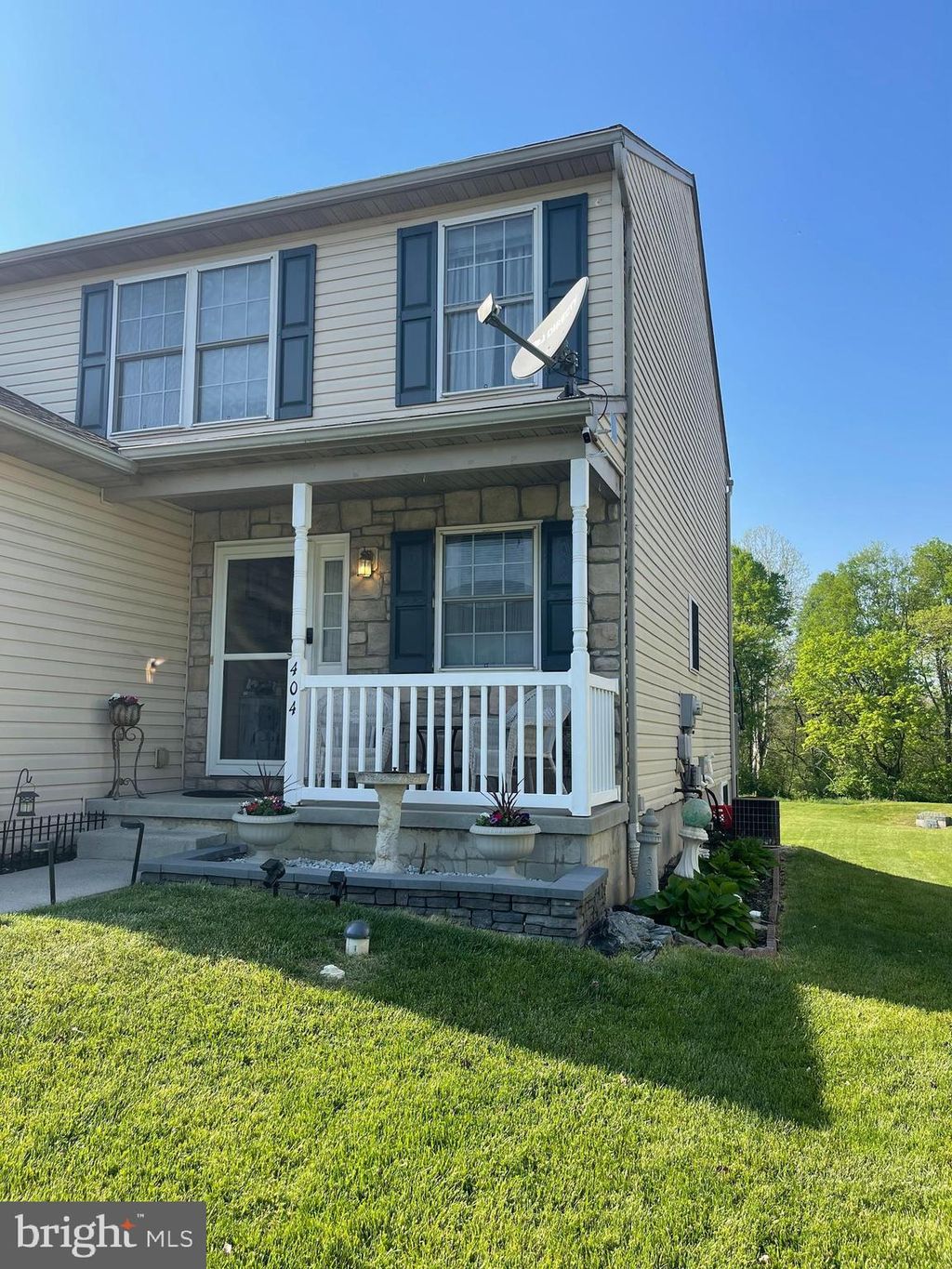 Photo of 404 ELMSHIRE DR, LANCASTER, PA 17603 (MLS # PALA2034016)