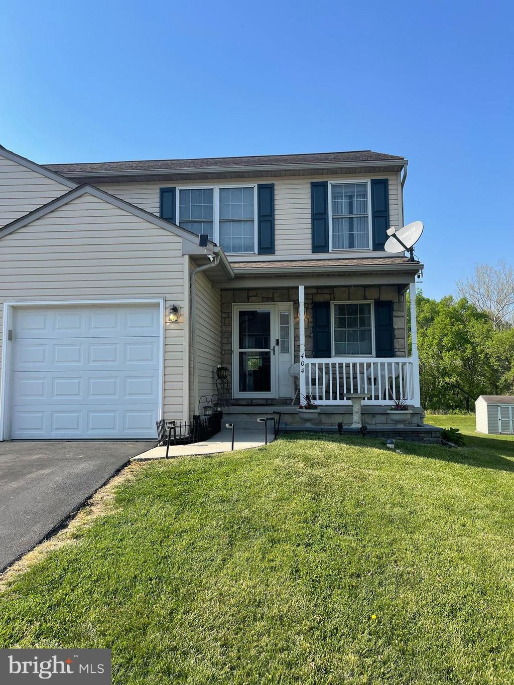 Photo of 404 ELMSHIRE DR, LANCASTER, PA 17603 (MLS # PALA2034016)