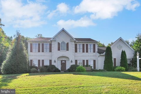 14 BLUE SPRUCE DRIVE HONEY BROOK PA 19344
