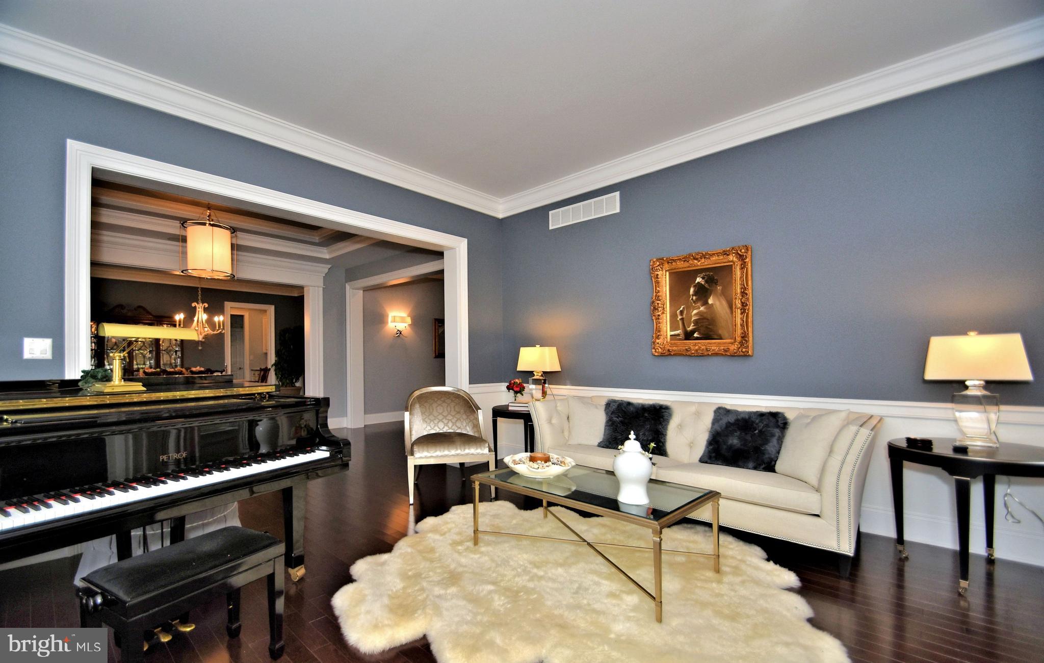 DUTCHESS FARM ESTS - Residential