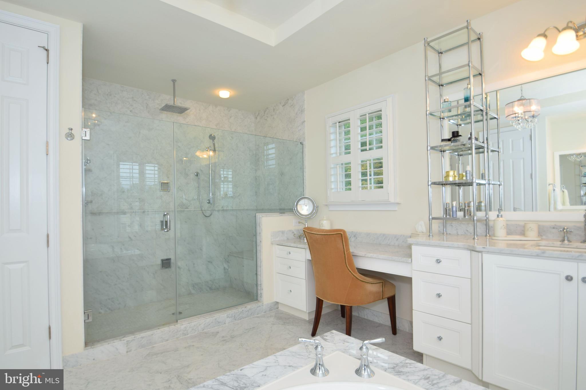 DUTCHESS FARM ESTS - Residential