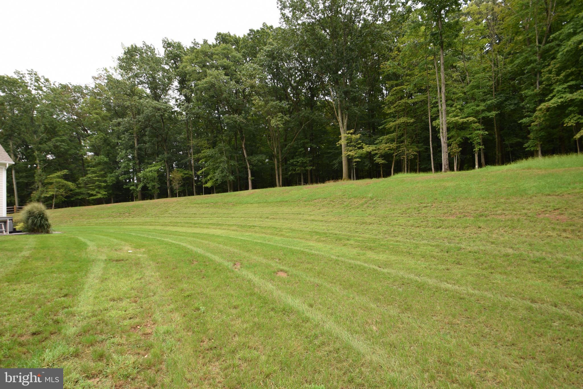 DUTCHESS FARM ESTS - Residential