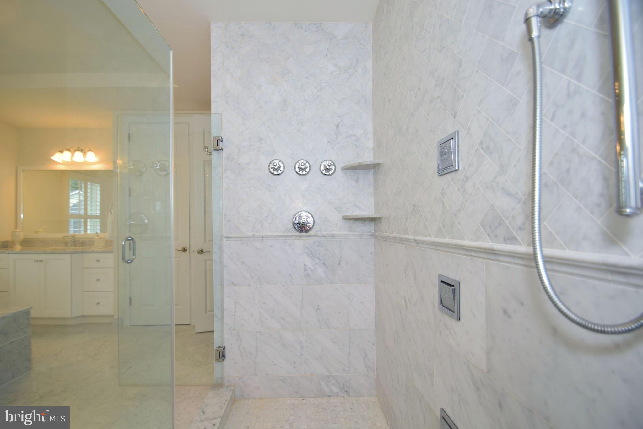 DUTCHESS FARM ESTS - Residential