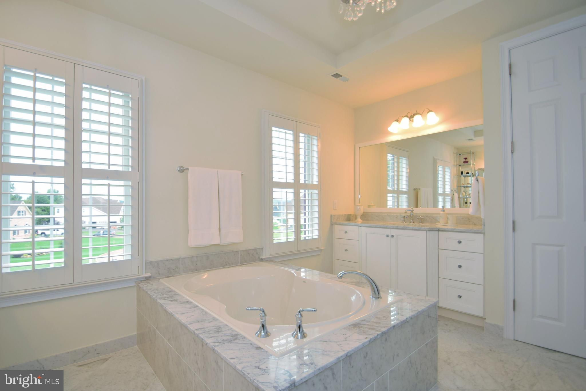 DUTCHESS FARM ESTS - Residential