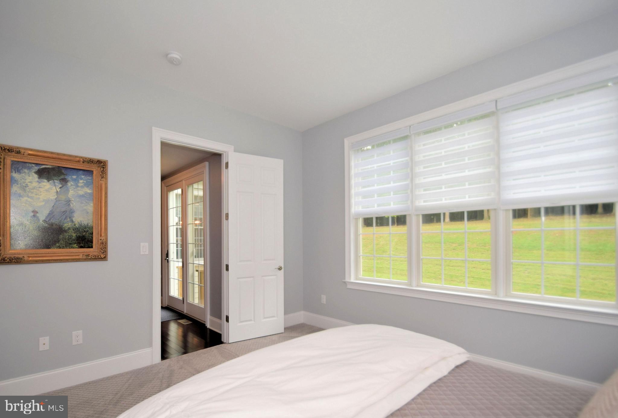 DUTCHESS FARM ESTS - Residential