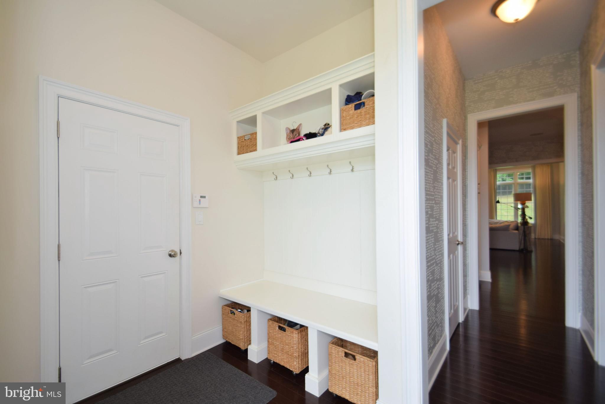 DUTCHESS FARM ESTS - Residential