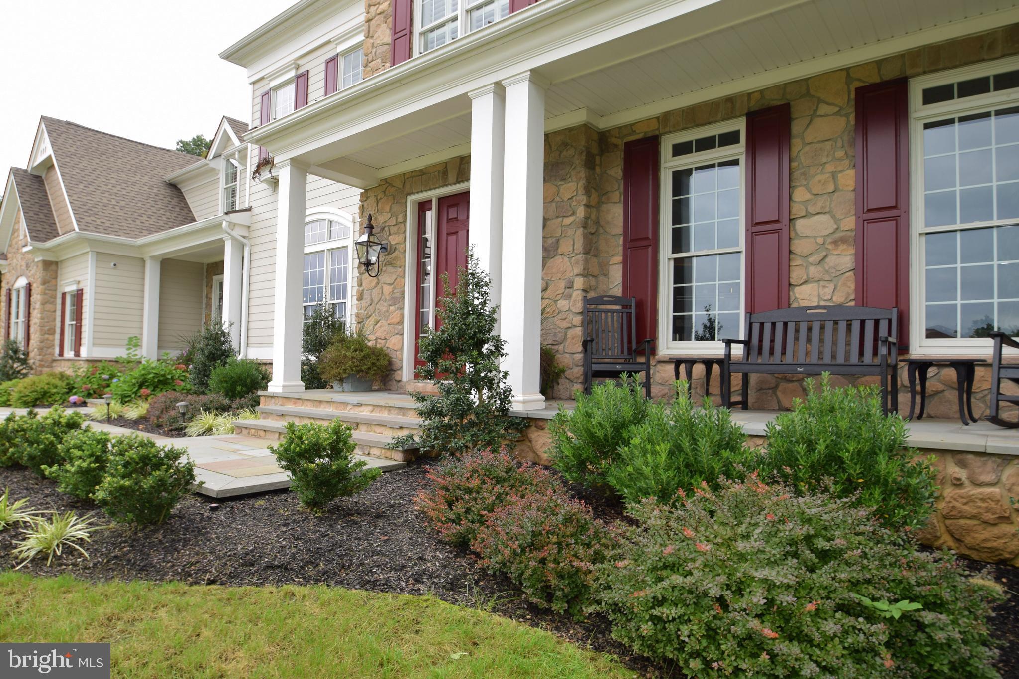 DUTCHESS FARM ESTS - Residential