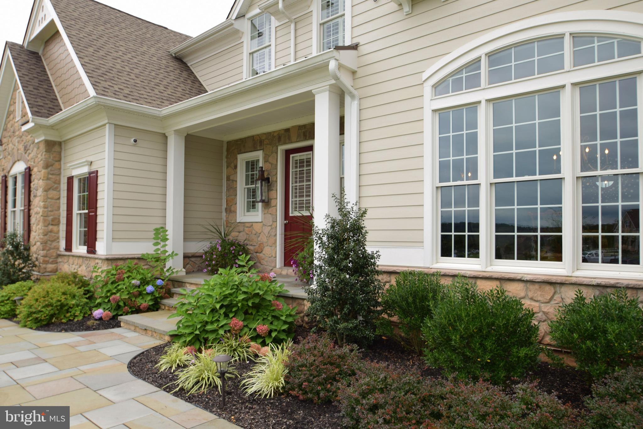 DUTCHESS FARM ESTS - Residential