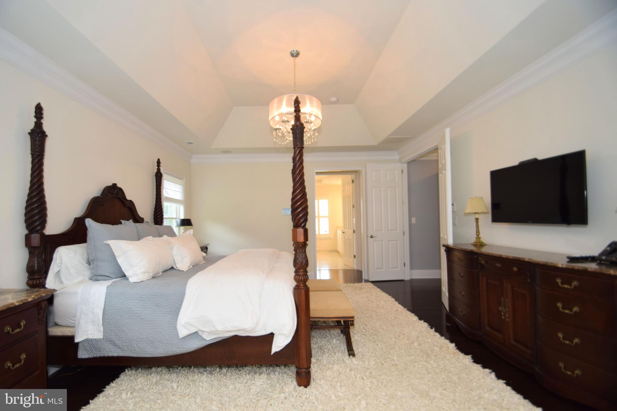 DUTCHESS FARM ESTS - Residential