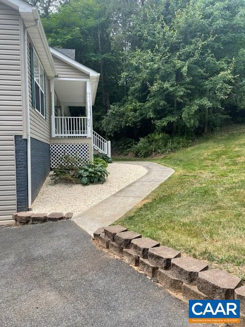 UNKNOWN - Residential Lease