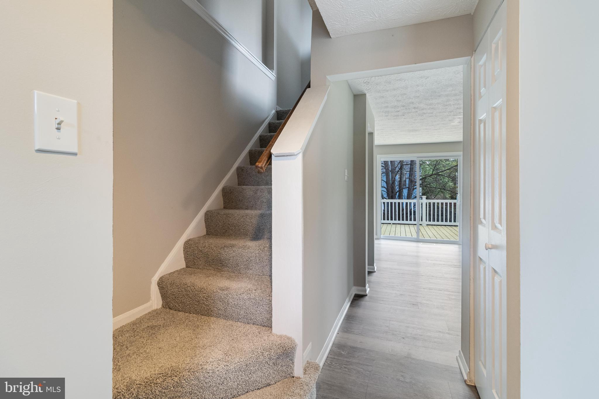 OAK POND - Residential