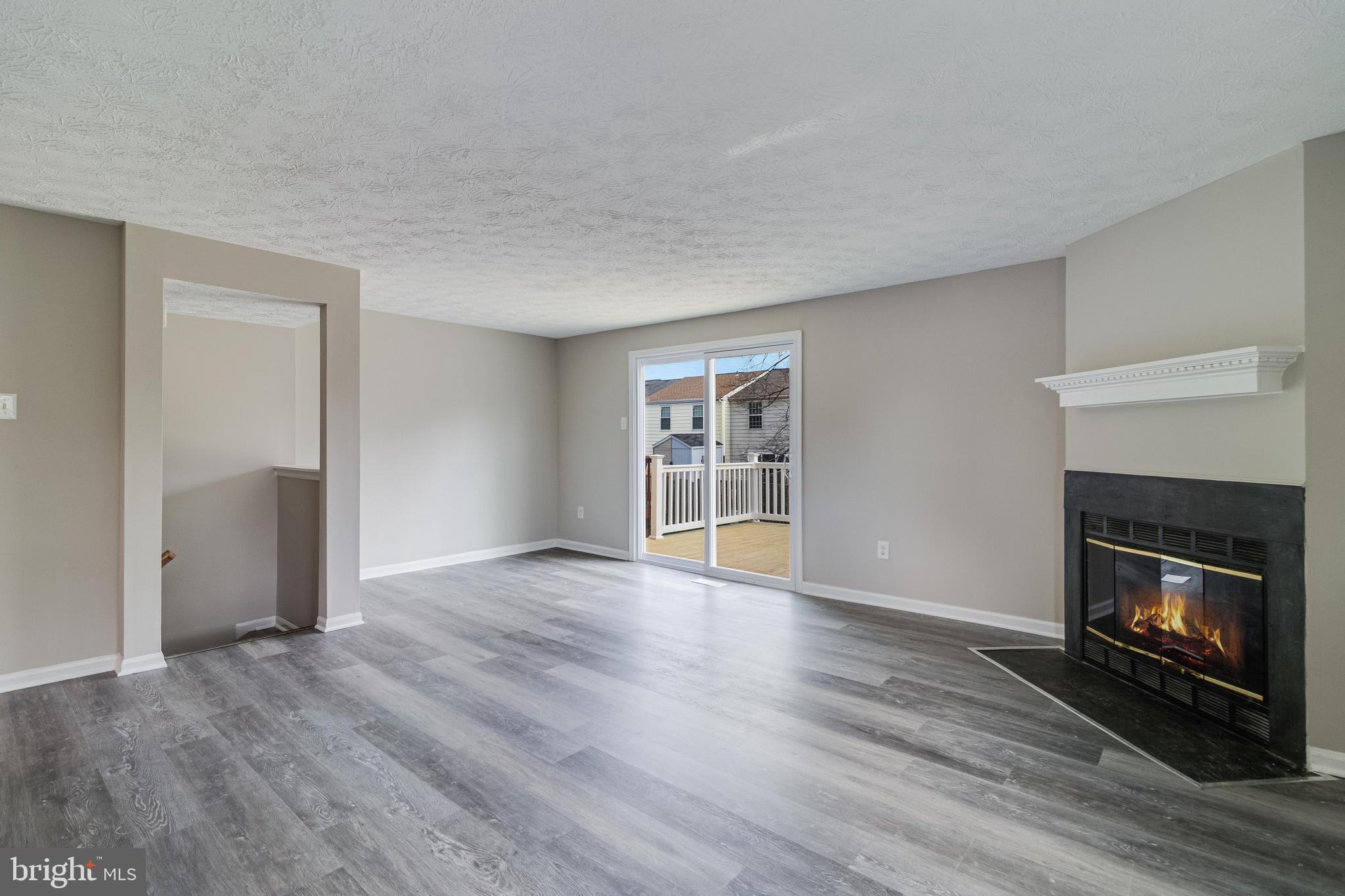 OAK POND - Residential