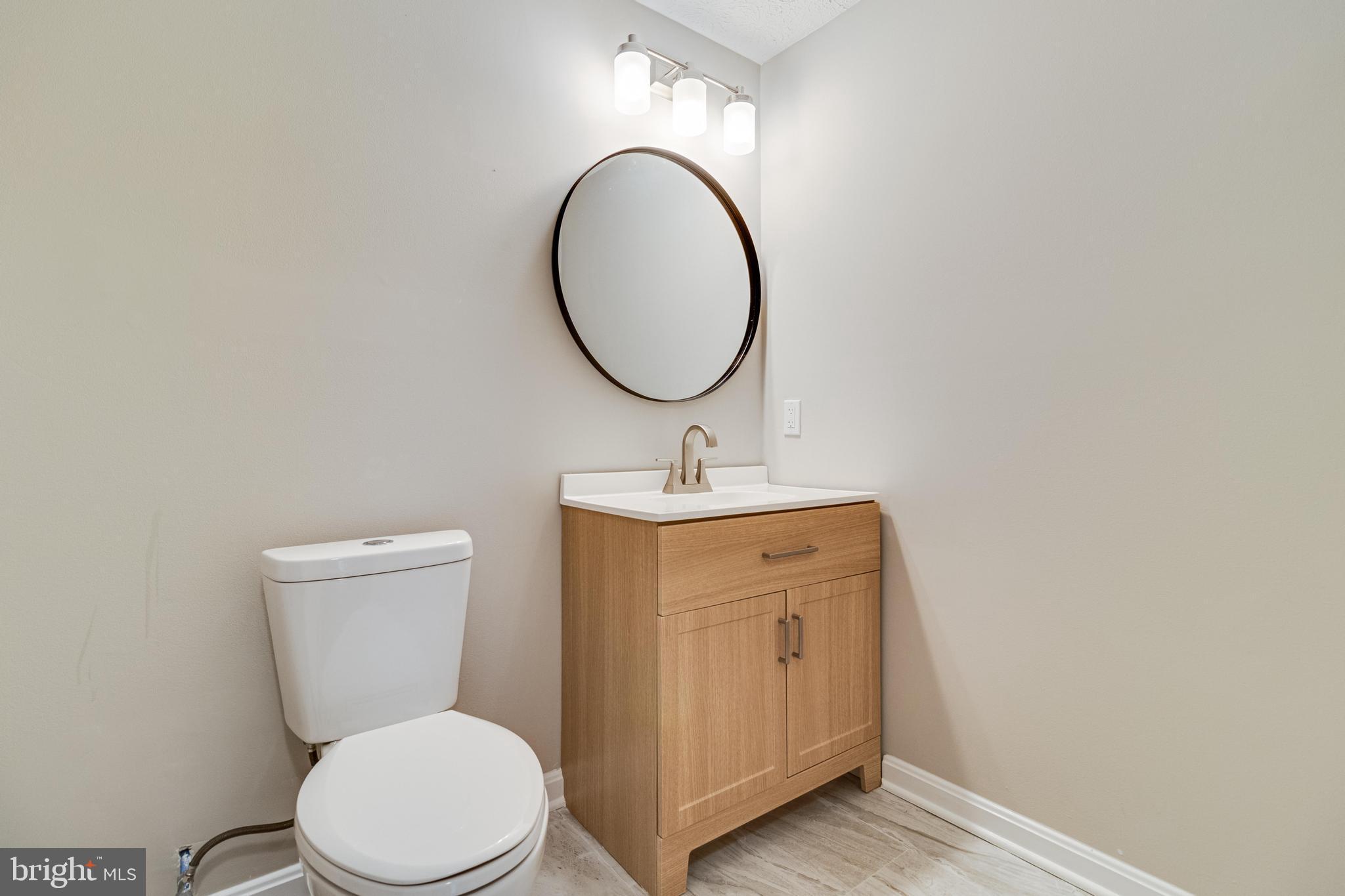 OAK POND - Residential