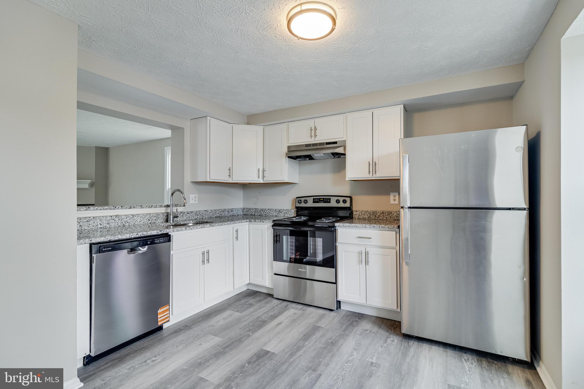 OAK POND - Residential