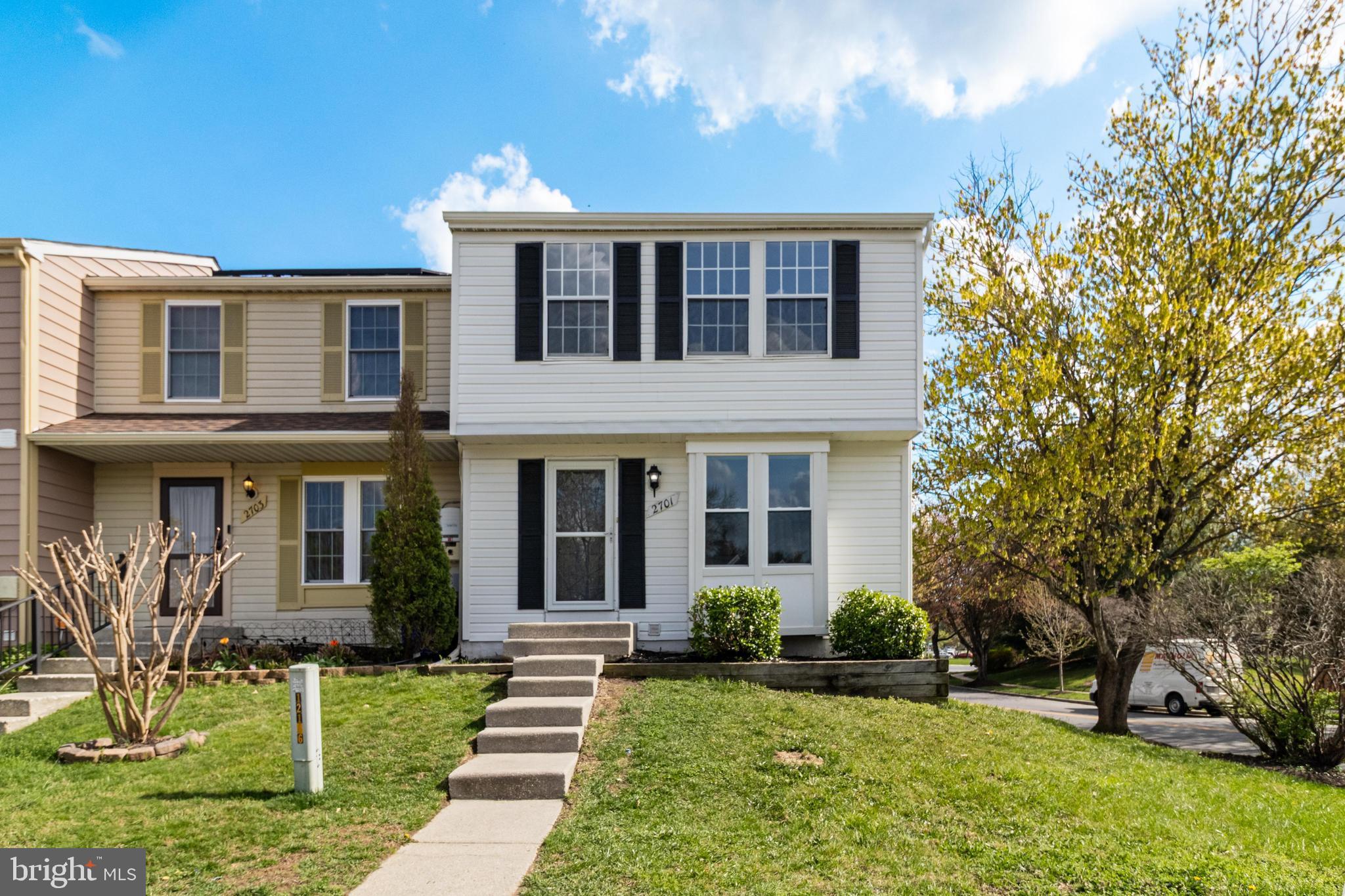 OAK POND - Residential