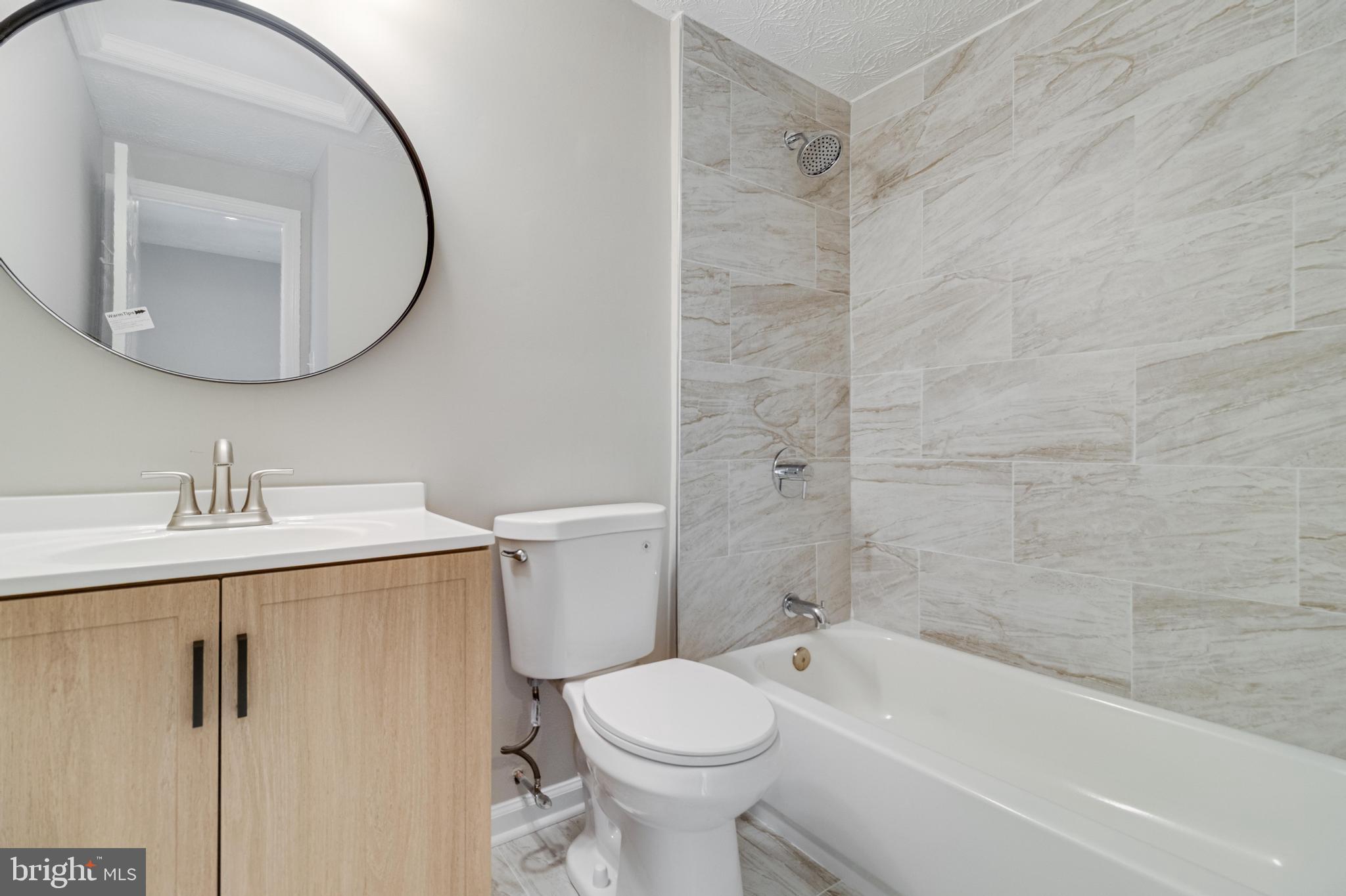 OAK POND - Residential