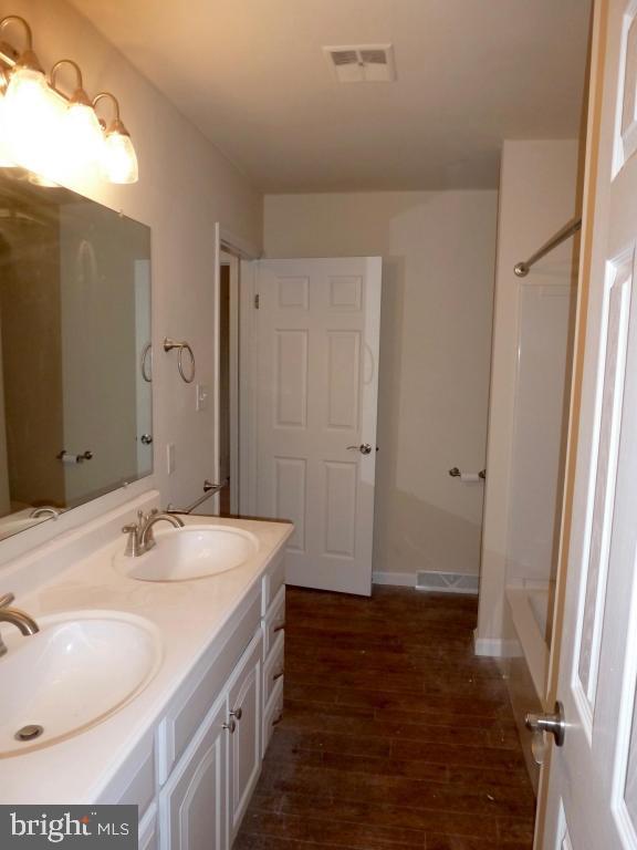 HILLTOP - Residential