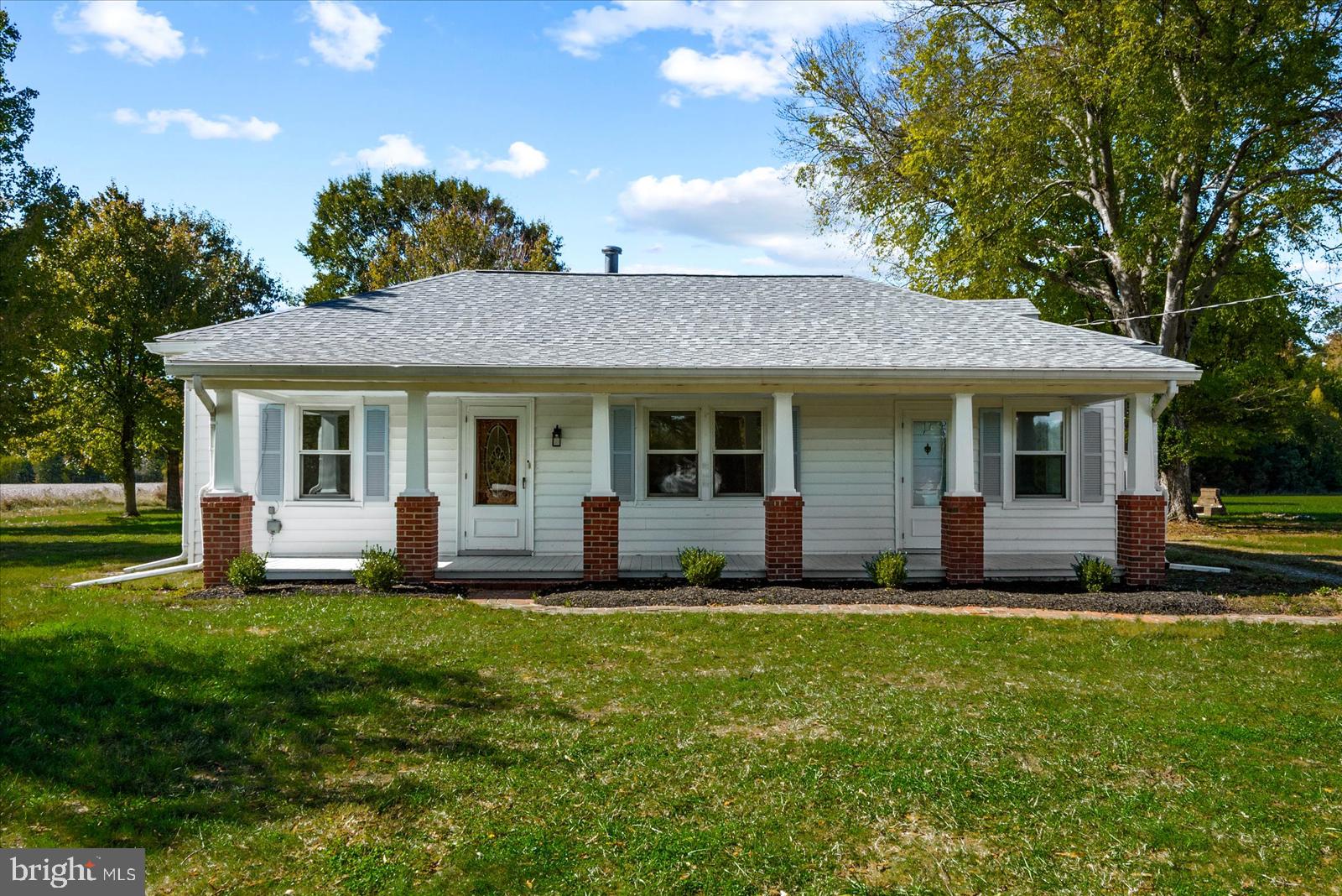 20525 POINT EASTERN DRIVE