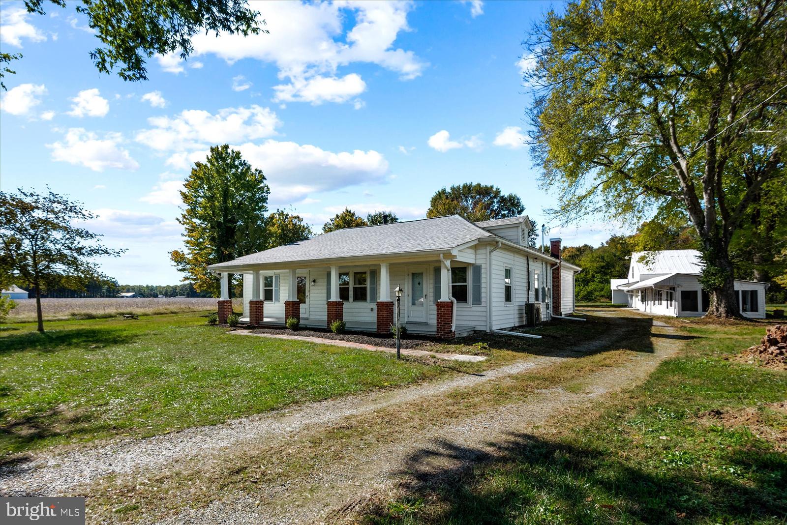 20525 POINT EASTERN DRIVE
