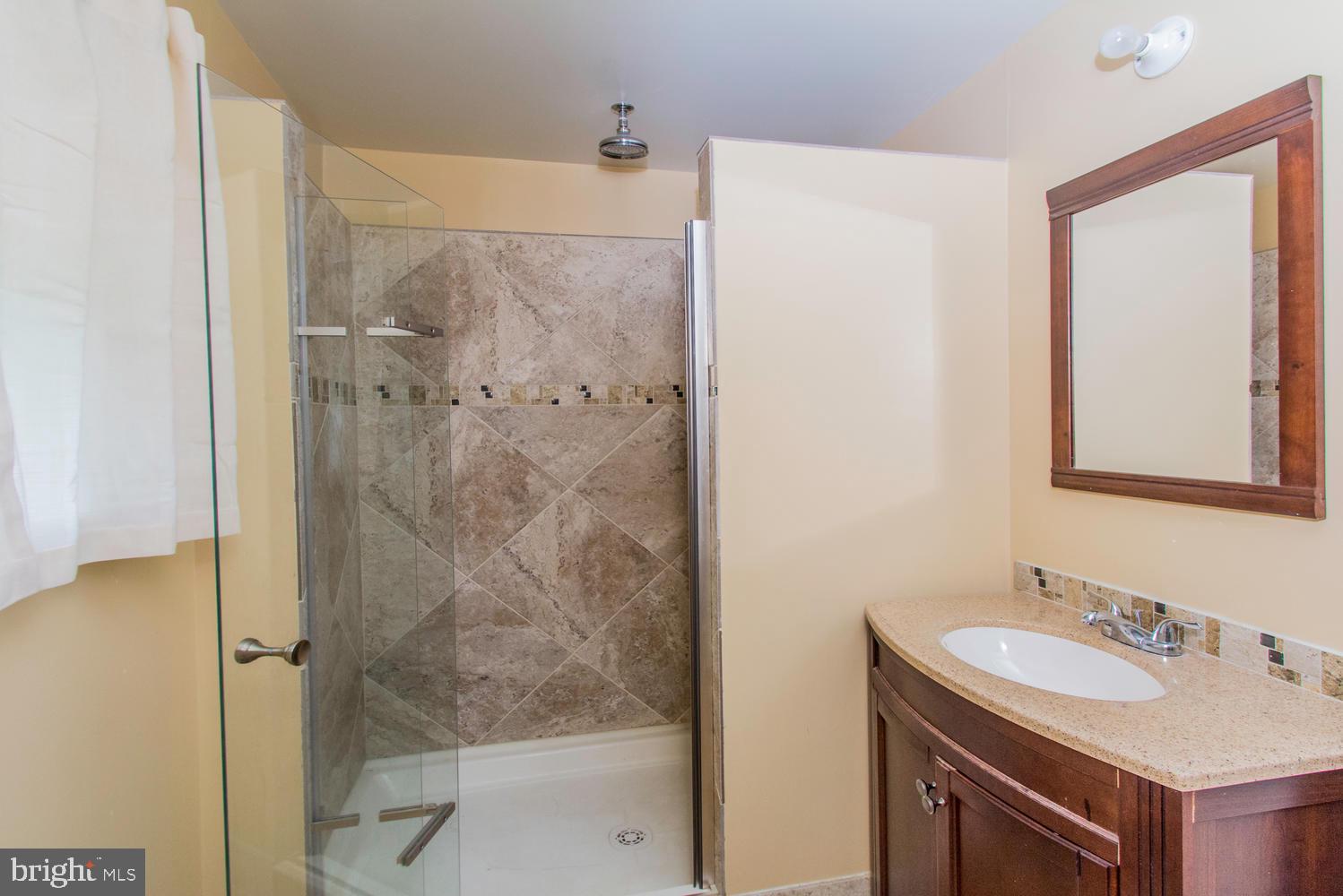 KINGS HEIGHTS - Residential