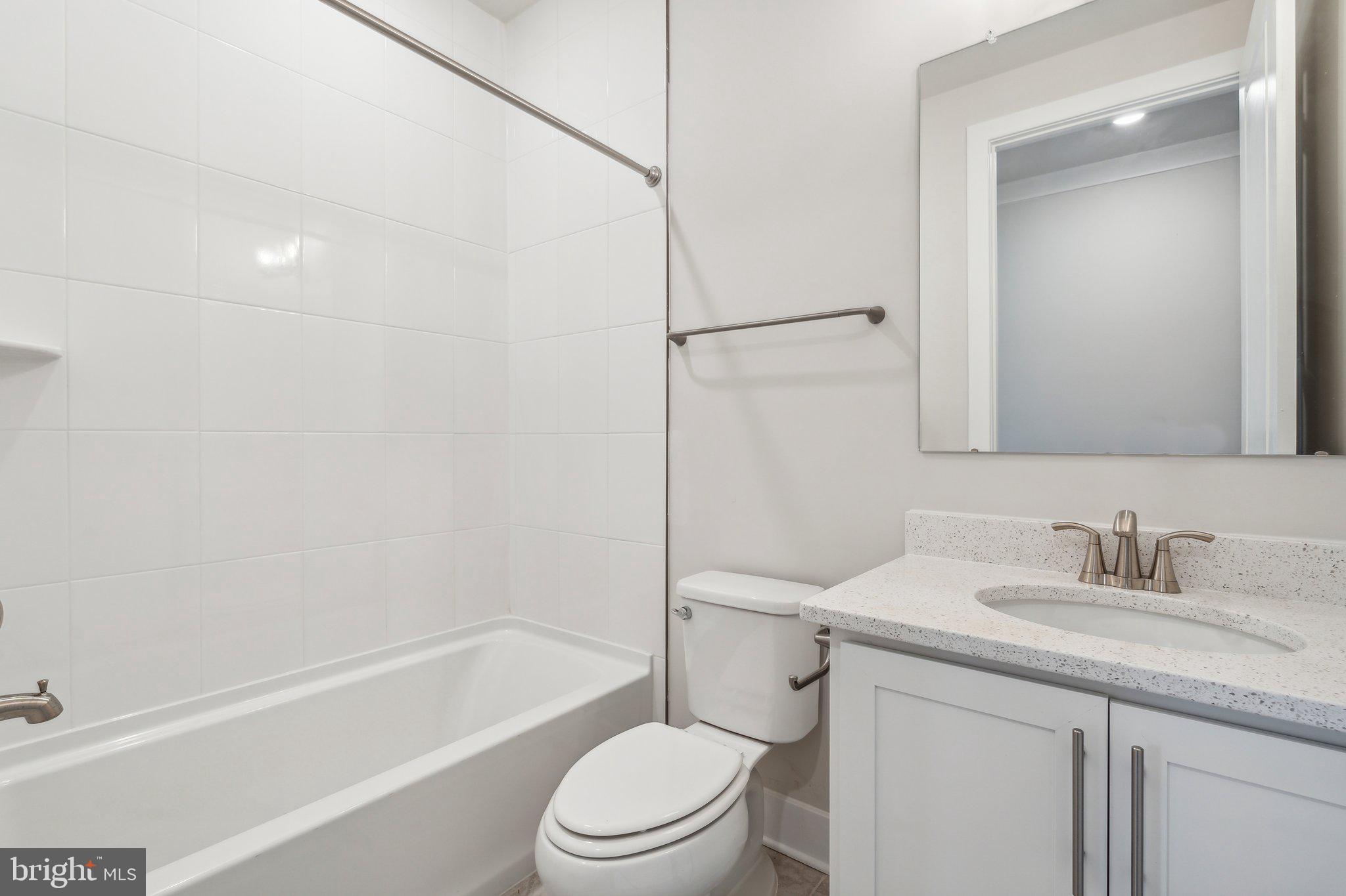 WOODED RUN ESTATES - Residential