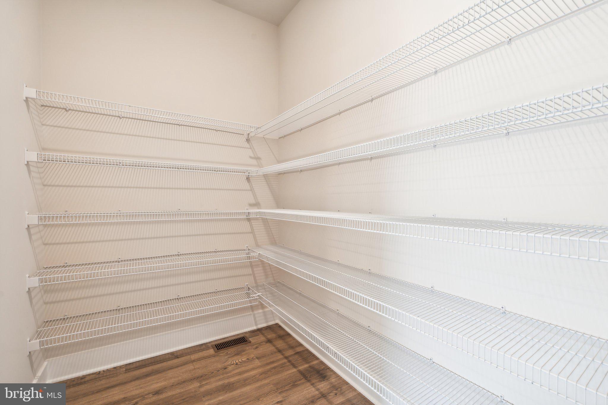 WOODED RUN ESTATES - Residential