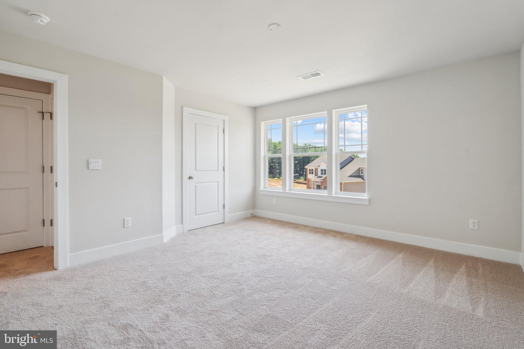 WOODED RUN ESTATES - Residential