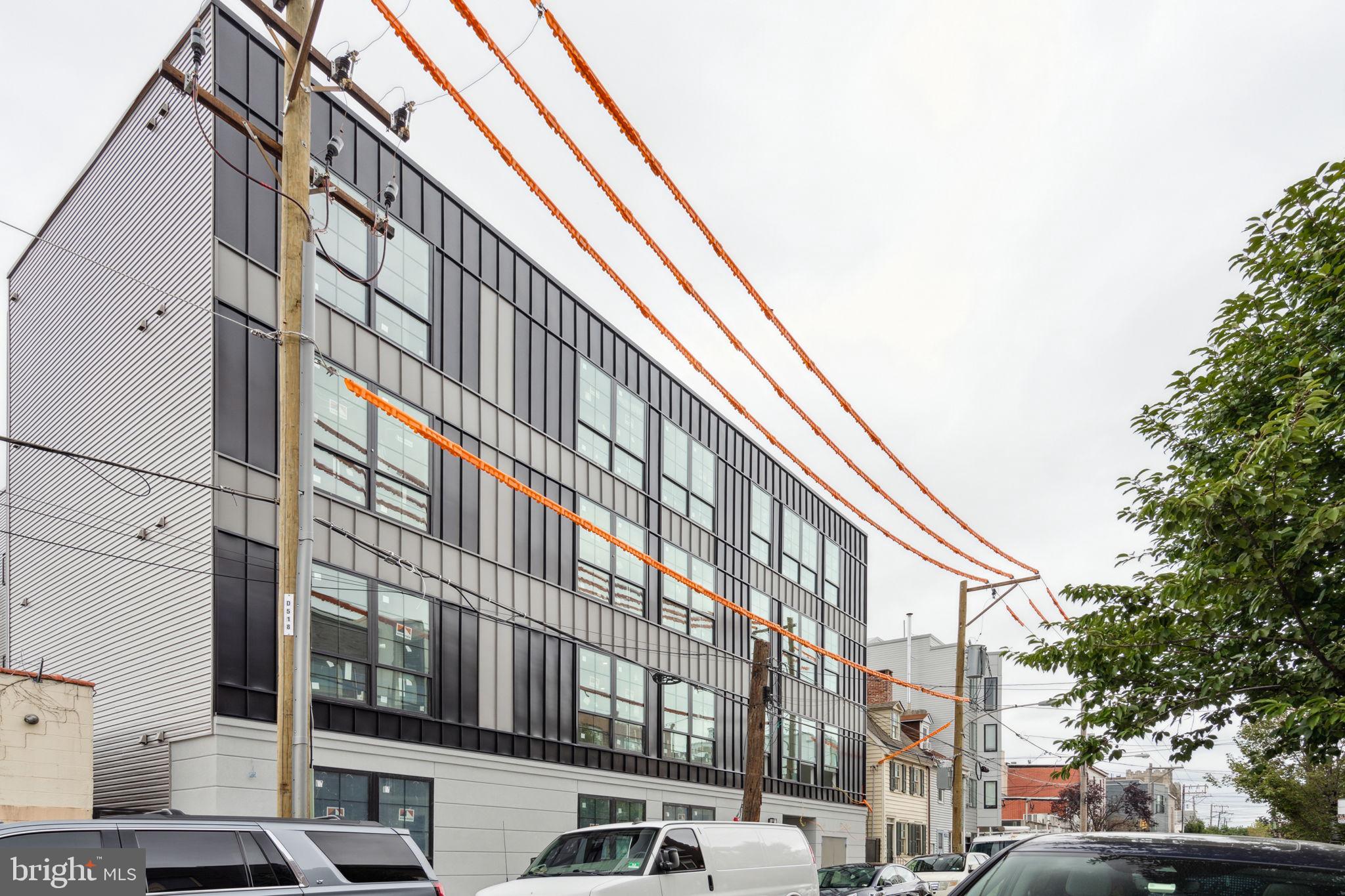 1112-16 E BERKS STREET 303