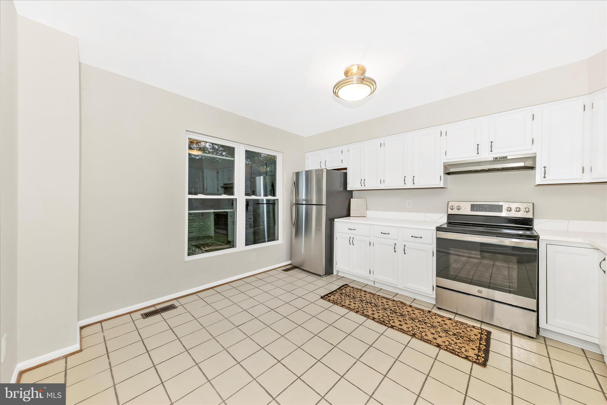 1 KINSMAN VIEW CIRCLE