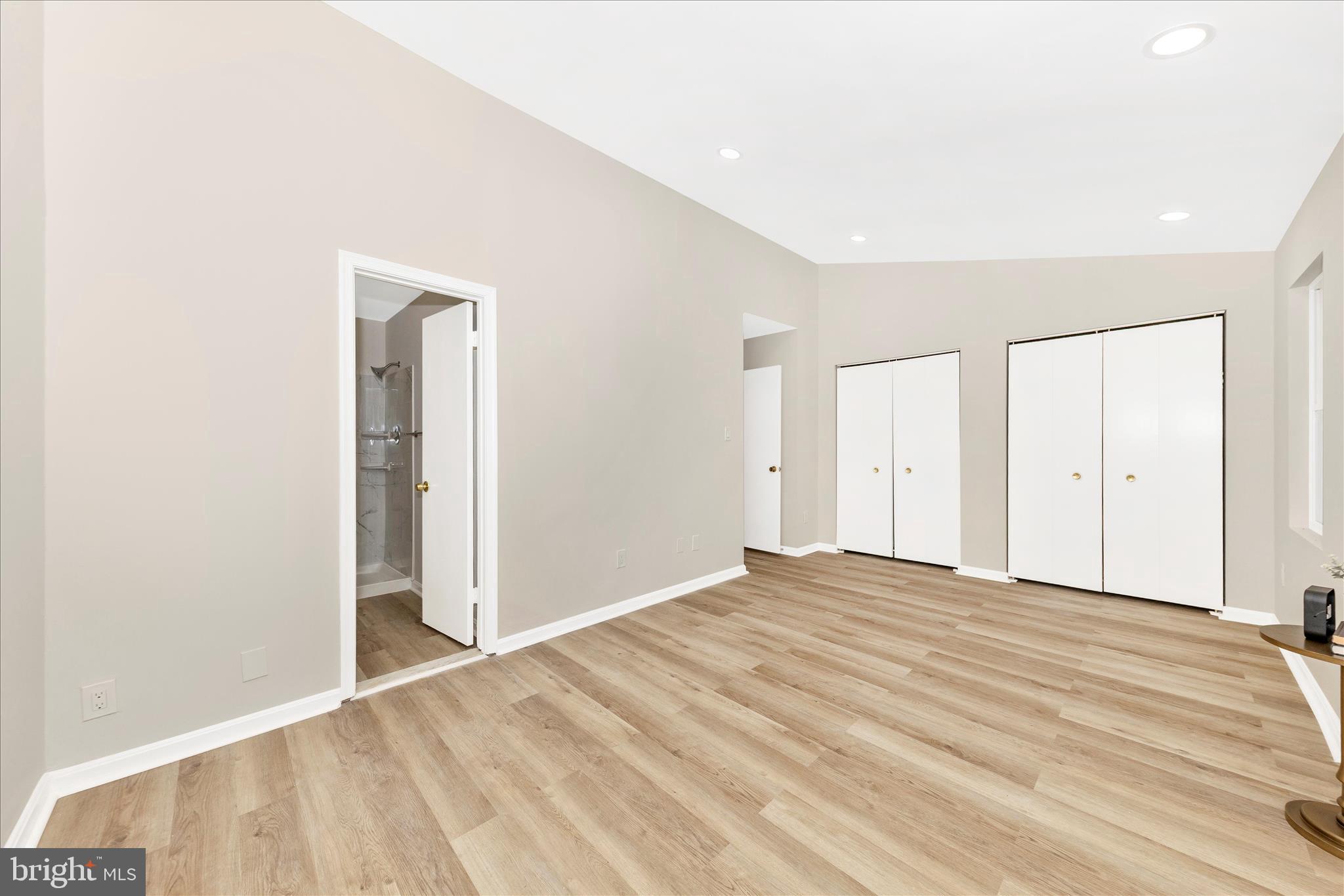 KINSMAN FARM - Residential